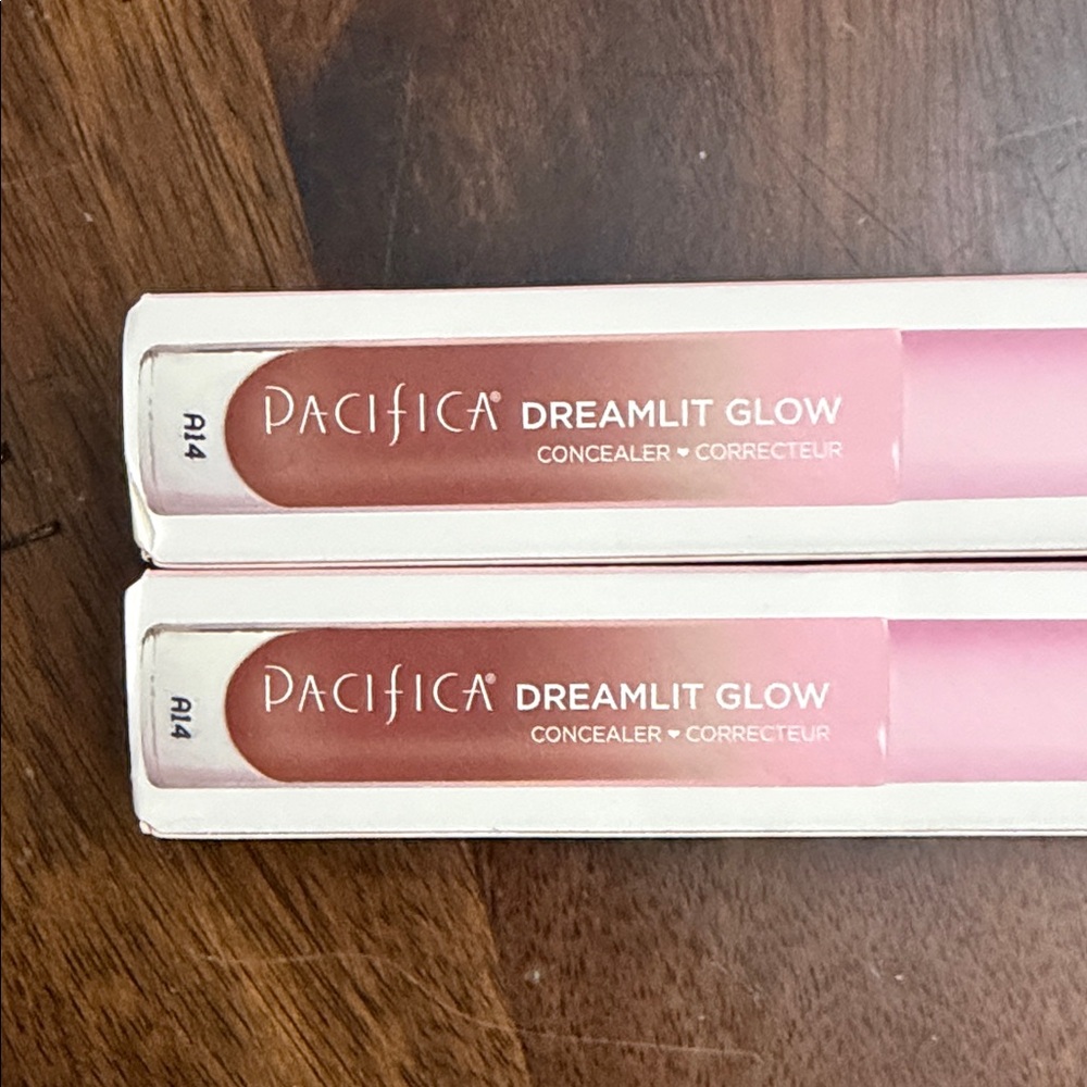 Pacifica Dreamlit‎ Glow Corrector - 2 pack - Picture 2 of 3